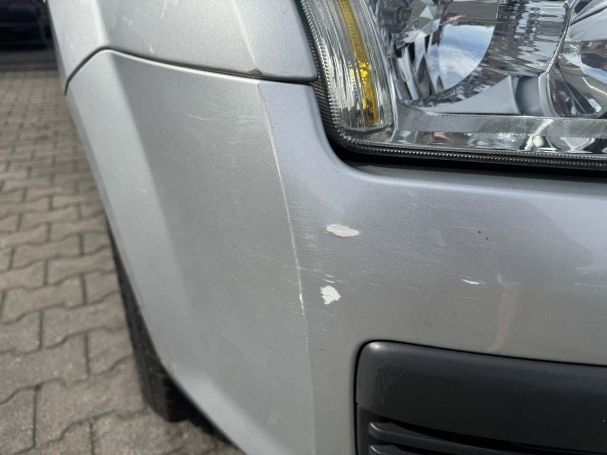 Ford Focus 2 original Sto&szlig;stange Stossf&auml;nger vorn Polar Silber Bj.2005